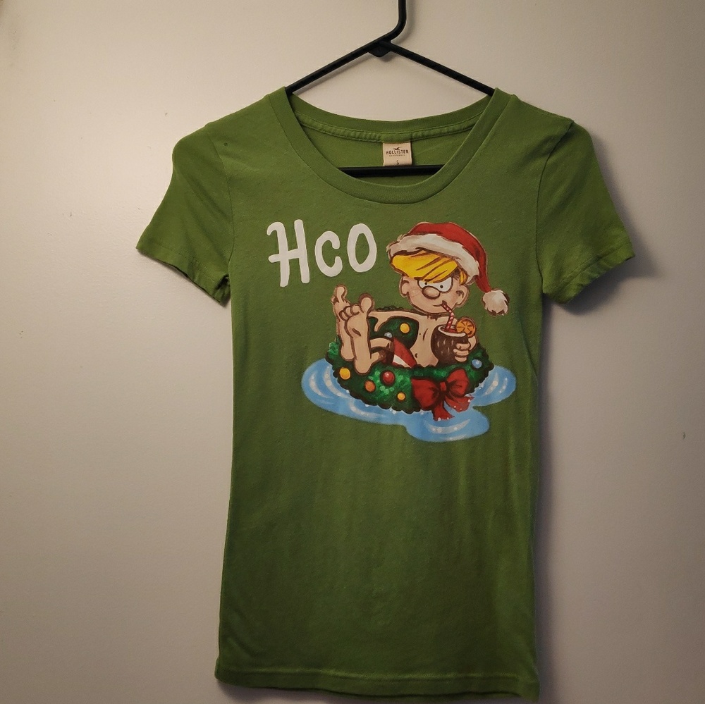 Graphic tee
